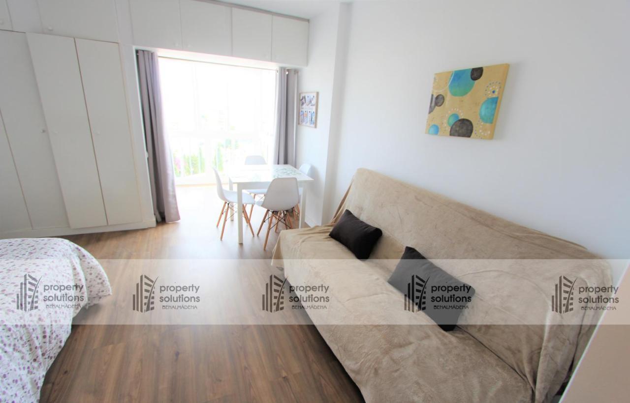 712 Iris Apartamentos - Vista Al Mar - A 10 Min De La Playa Caminando Y 5 Min Del Centro Бенальмадена Экстерьер фото